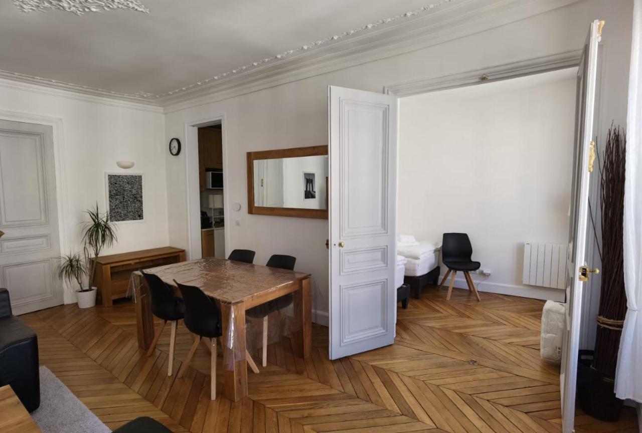 3 Pieces 4****, Au Coeur Du Quartier Historique Apartment แวร์ซาย ภายนอก รูปภาพ