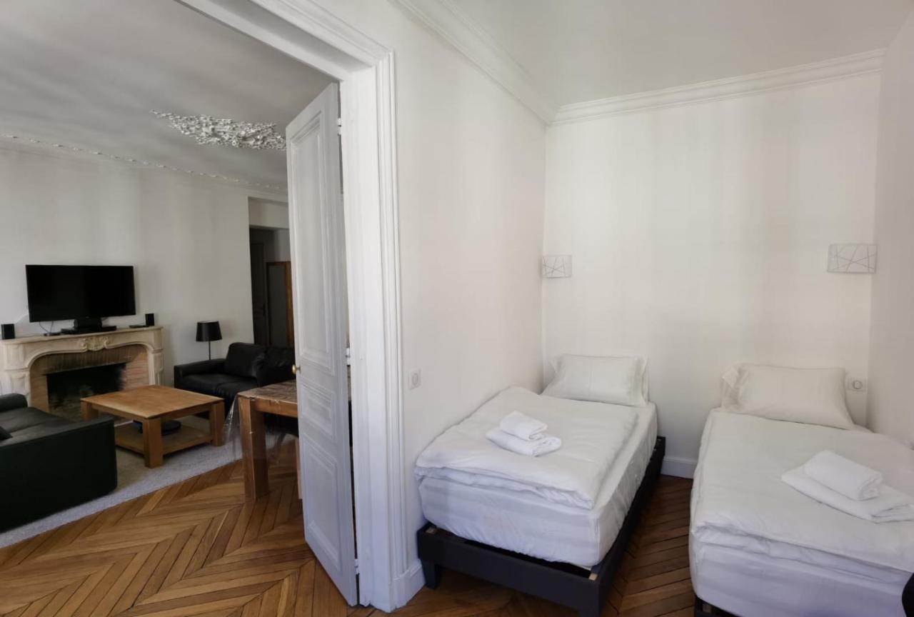 3 Pieces 4****, Au Coeur Du Quartier Historique Apartment แวร์ซาย ภายนอก รูปภาพ